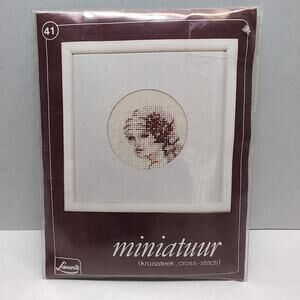 Lanarte Miniatuur Petite Point Kit #41 33541